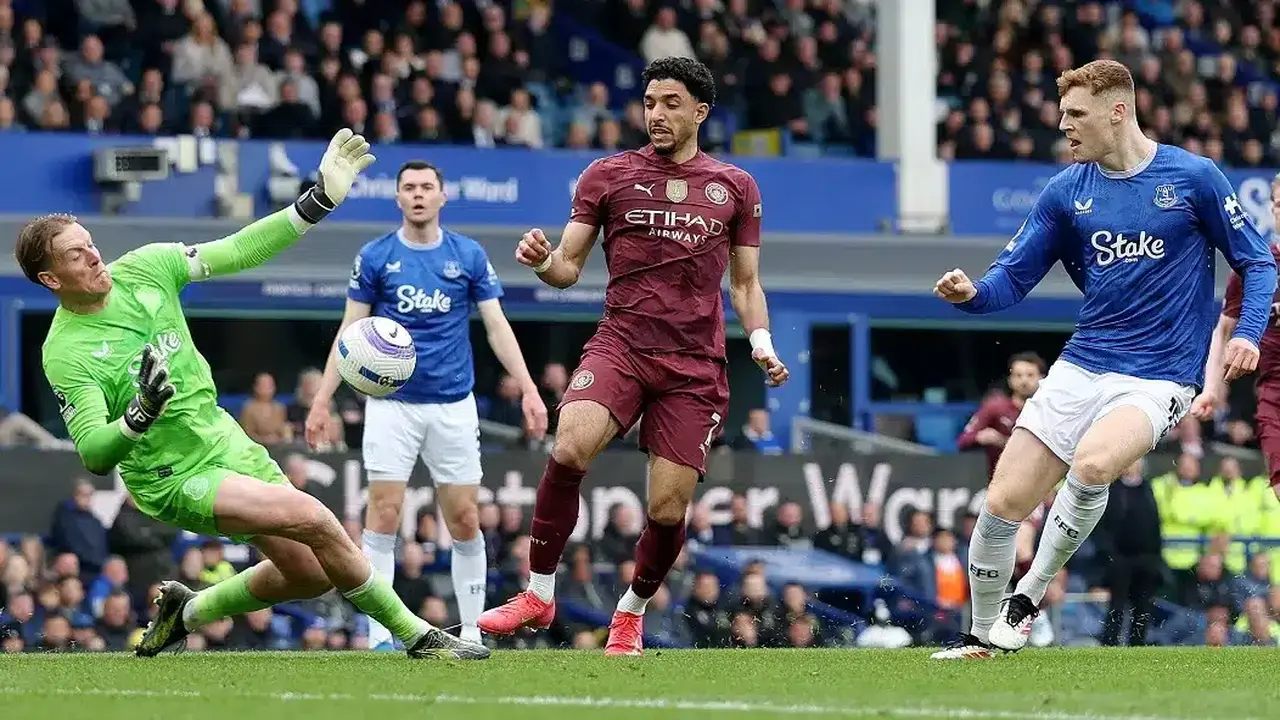 موعد مواجهة مانشستر سيتي ضد إيفرتون ضمن الجولة 35 في الدوري الإنجليزي